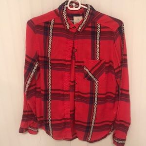 Detailed plaid shirt